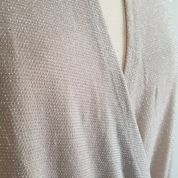 NWOT Rachel Roy wrap style top - Picture 12 of 15